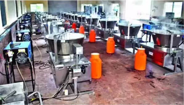Solar-powered induction-based khoya manufacturing unit