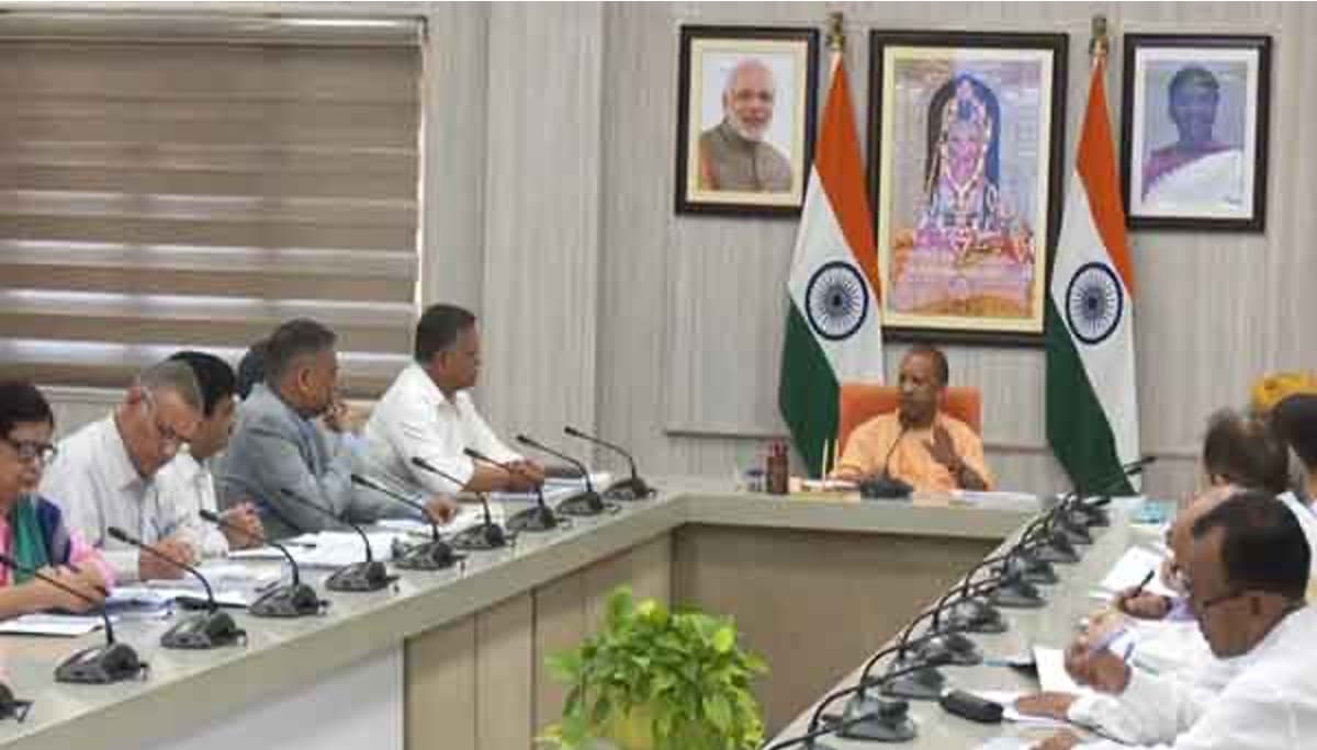 UP CM Pushes for Self-Reliant Cow Shelters and Fodder Banks